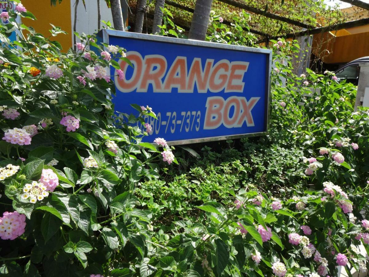 Pension Orange Box Miyakojima  Exterior photo